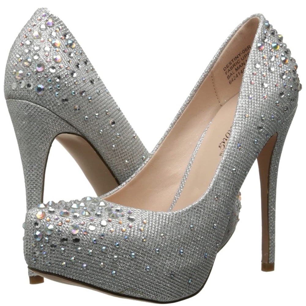 ➡️🆕⬅️ Gorgeous glam heels size 11